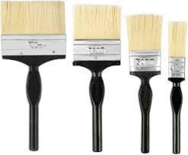 Clarks Plastic Paint Brush
